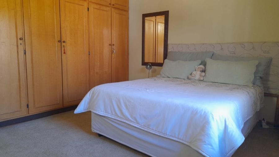 4 Bedroom Property for Sale in Wilkoppies North West